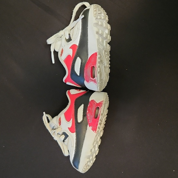 Air max toddler size 4c - Picture 2 of 5